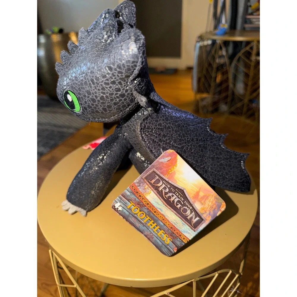 Spin Master How to Train Your Dragon Toothless 8in Scaled Plush Black T74403 NWT